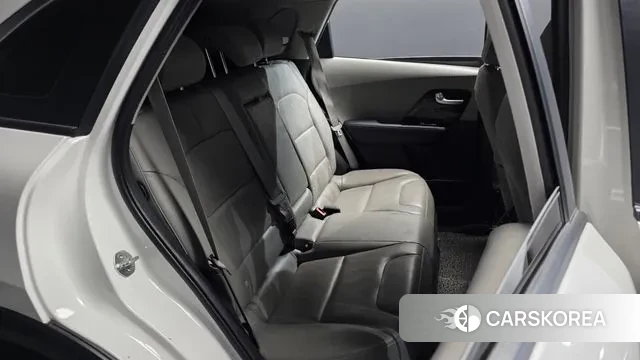 Kia Niro 2018 Белый из Кореи, фото 3