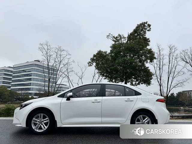 Toyota Lei Ling 2022 Белый из Китая, фото 3