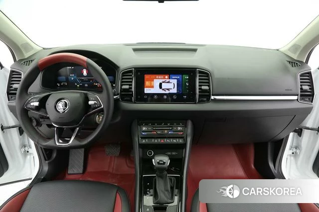 Skoda Krok 2023 Белый из Китая, фото 3