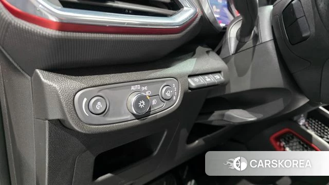 Chevrolet (GM Daewoo) Trailblazer 2021 Черный из Кореи, фото 3
