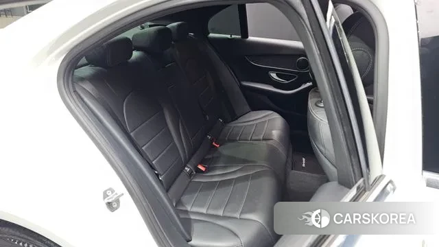 Mercedes-Benz C-Class W205 2019 Белый из Кореи, фото 3