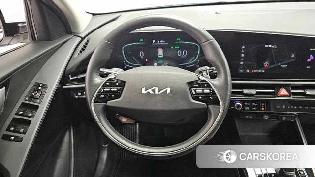 Kia Di Ol Nu Niro 2022 Белый из Кореи, фото 3