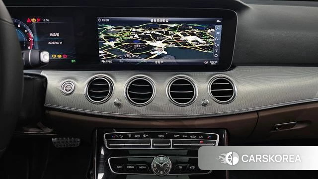 Mercedes-Benz E-Class W213 2019 Черный из Кореи, фото 3