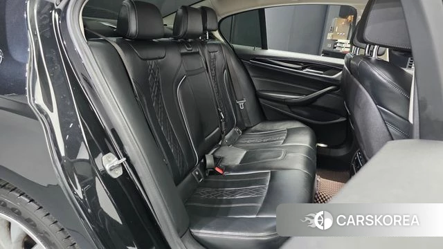 BMW 5 Series (G30) 2019 Черный из Кореи, фото 3