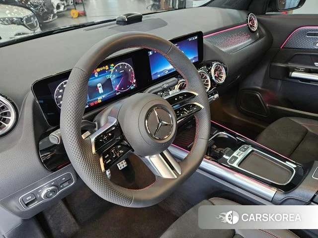 Mercedes-Benz GLA - Class H247 2025 Черный из Кореи, фото 3