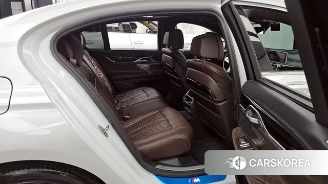 BMW 7 Series (G11) 2021 Белый из Кореи, фото 3