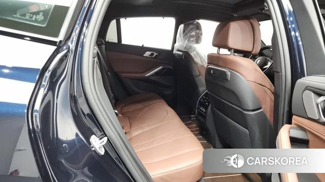 BMW X6 (G06) 2025 Черный из Кореи, фото 3