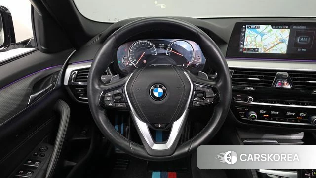 BMW 5 Series (G30) 2018 Белый из Кореи, фото 3