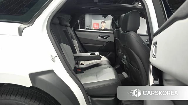 Land Rover Range Rover Velar 2024 Белый из Кореи, фото 3