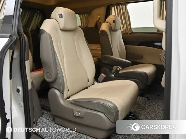 Kia Carnival 4th generation 2022 Белый из Кореи, фото 3