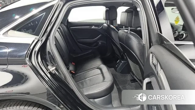Audi New A3 2019 Черный из Кореи, фото 3