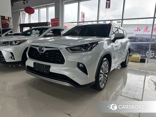 Toyota Highlander 2022 Белый из Китая, фото 3
