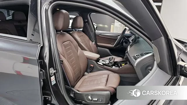 BMW X4 (G02) 2023 Серый из Кореи, фото 3