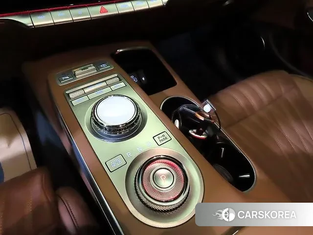 Genesis GV70 2021 Белый из Кореи, фото 3