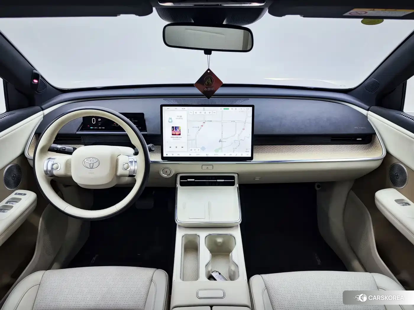 Toyota Platinum Wisdom 3X 2025 Белый из Китая, фото 3