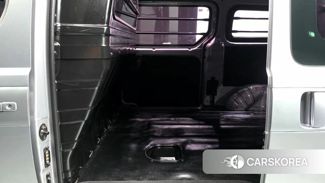 Hyundai Grand Starex 2018 Серебряный из Кореи, фото 3