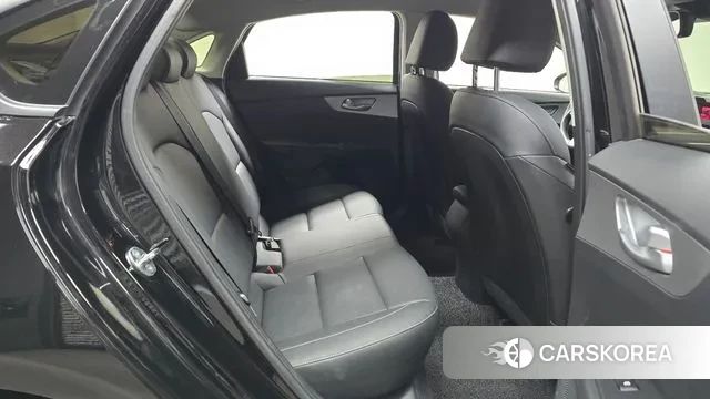 Kia The New K3 2nd generation 2022 Черный из Кореи, фото 3