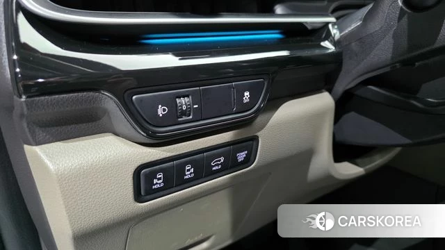 Kia The New Carnival 4th Generation 2025 Белый из Кореи, фото 3