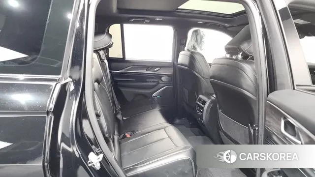 Jeep Grand Cherokee (WL) 2023 Черный из Кореи, фото 3