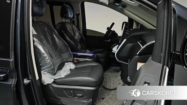 Hyundai Staria 2024 Серый из Кореи, фото 3