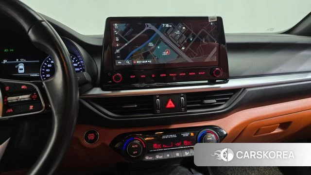 Kia The New K3 2nd generation 2022 Белый из Кореи, фото 3