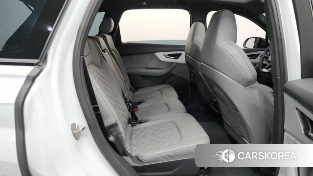 Audi Q7 (4M) 2022 Белый из Кореи, фото 3