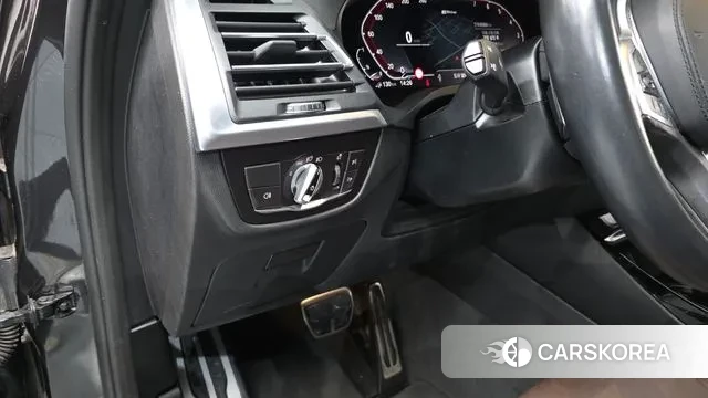 BMW X3 (G01) 2022 Серый из Кореи, фото 3