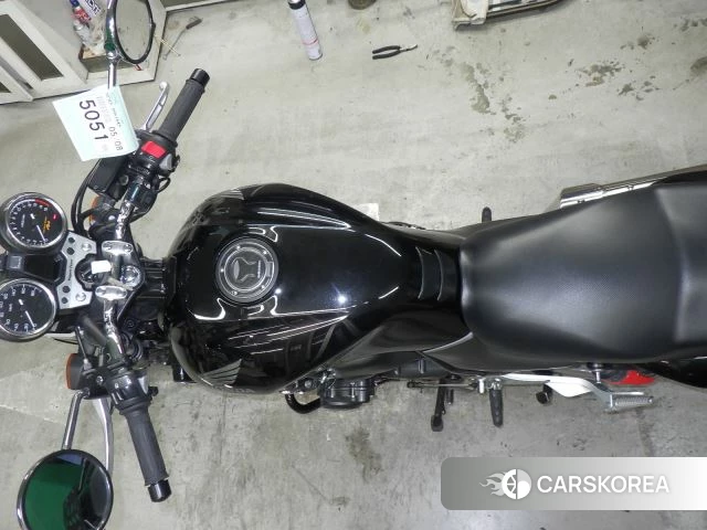 Проданный Honda CB400SF 2019 из Японии