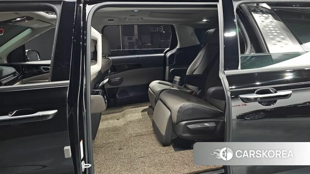 Kia The New Carnival 4th Generation 2025 Черный из Кореи, фото 3