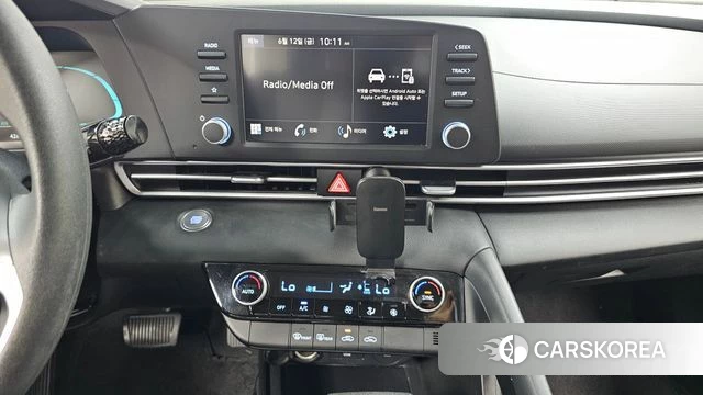 Hyundai The New Avante (CN7) 2023 Белый из Кореи, фото 3