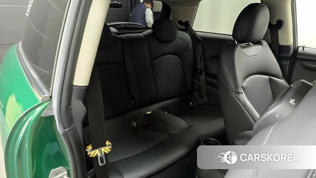 Mini Cooper 2021 Зеленый из Кореи, фото 3