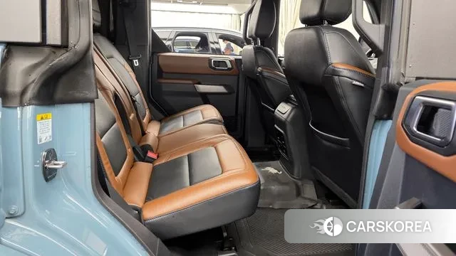 Ford Bronco 6th Generation 2022 Небесно-голубой из Кореи, фото 3