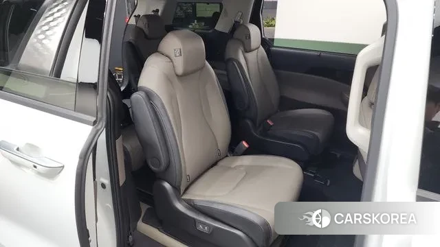 Kia The New Carnival 4th Generation 2023 Белый из Кореи, фото 3