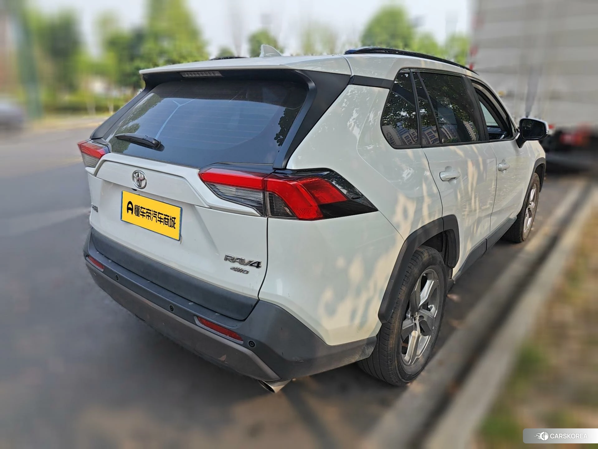 Toyota RAV4 Rongfang 2021 Белый из Китая, фото 3