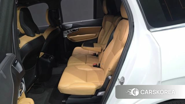 Volvo XC90 second Generation 2023 Белый из Кореи, фото 3