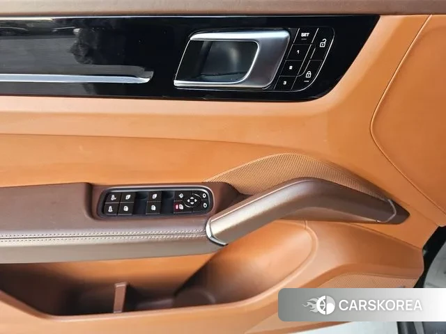 Porsche Cayenne (PO536) 2020 Серый из Кореи, фото 3