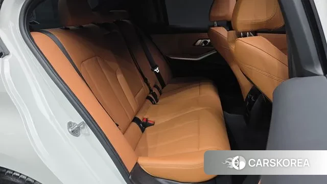 BMW 3 Series (G20) 2025 Белый из Кореи, фото 3