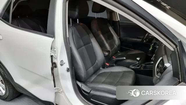 Kia Stonic 2020 Белый из Кореи, фото 3