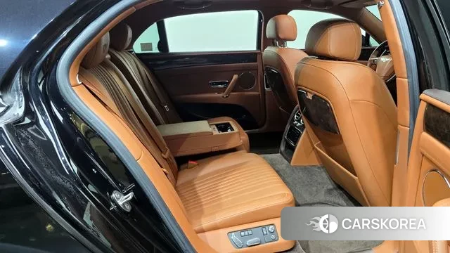 Bentley Flying Spur 2nd Generation 2018 Черный из Кореи, фото 3