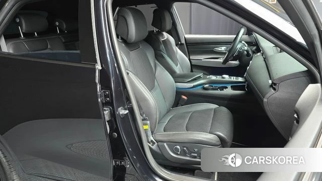 Genesis GV70 2024 Черный из Кореи, фото 3