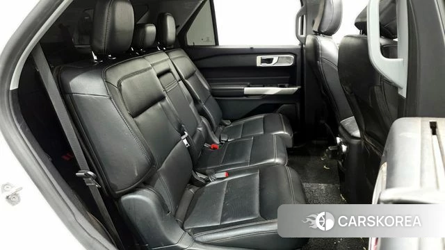 Ford Explorer 6th Generation 2021 Белый из Кореи, фото 3