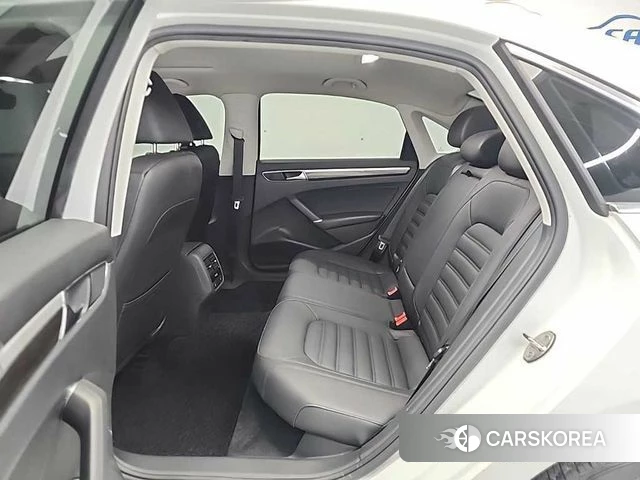 Volkswagen The New Passat 2018 Белый из Кореи, фото 3