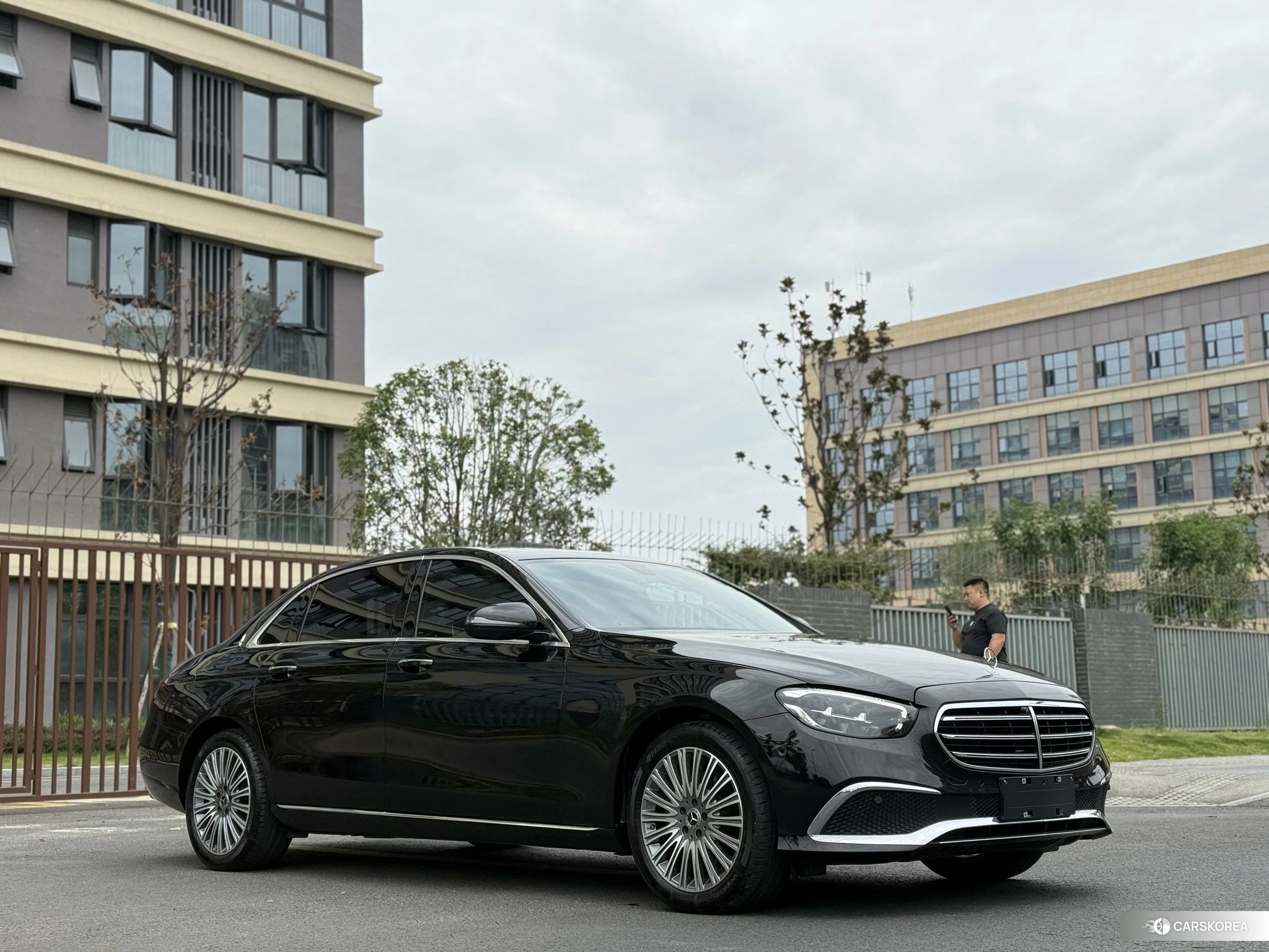 Mercedes-Benz E-class 2021 Черный из Китая, фото 3