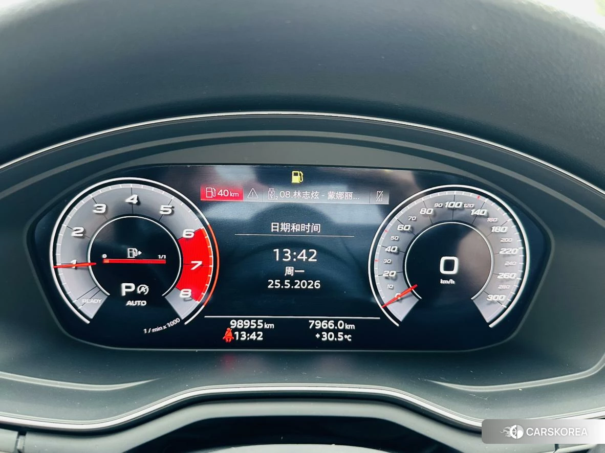 Audi A4L 2020 Темно-серый из Китая, фото 3