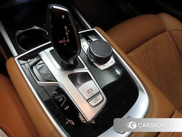 BMW 7 Series (G11) 2020 Белый из Кореи, фото 3