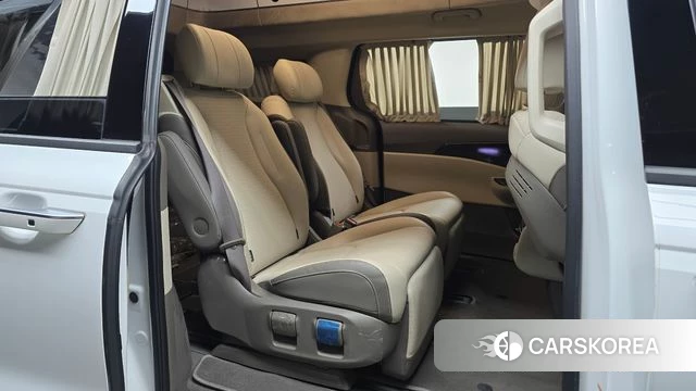 Kia Carnival 4th generation 2023 Белый из Кореи, фото 3