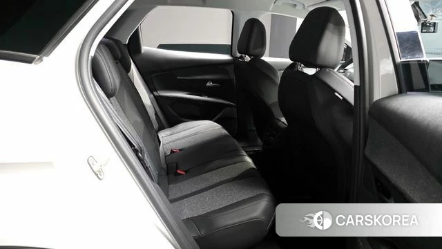 Peugeot 3008 second generation 2019 Белый из Кореи, фото 3