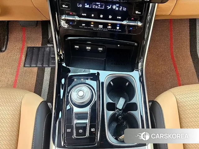 Kia Carnival 4th generation 2022 Черный из Кореи, фото 3