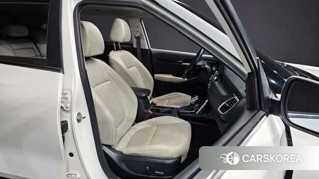 Kia Seltos 2022 Белый из Кореи, фото 3