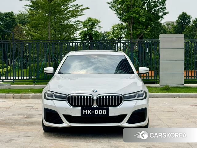 BMW 5 series 2022 Белый из Китая, фото 3